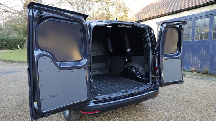 FORD TRANSIT CONNECT 230 L1 DIESEL 2.0 EcoBlue 122ps Trend Van Auto
